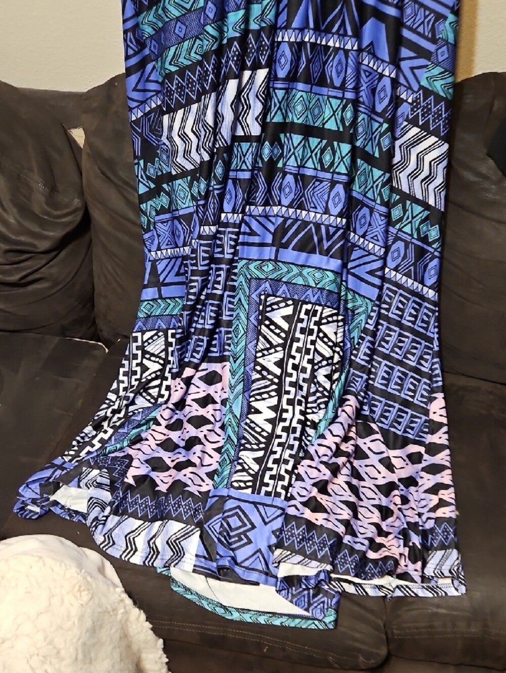 Reborn Blue Patterned V-Neck Maxi Dress with Pink Accents - Picture 3 of 8